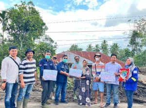 SKK Migas - KKKS Salurkan Bantuan Bencana Banjir - Longsor di Sumatera Barat(ist/rmolsumsel.id)